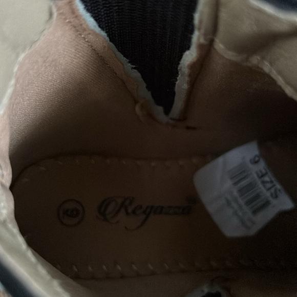 NWT Regazza Black Slip On Ankle Boots Elastic Sides Zipper Design Women’s 6 8 10 - Picture 16 of 16